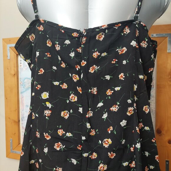 Women's Allover Floral Graphic Split Hem Cami Dress NWOT - Picture 7 of 13